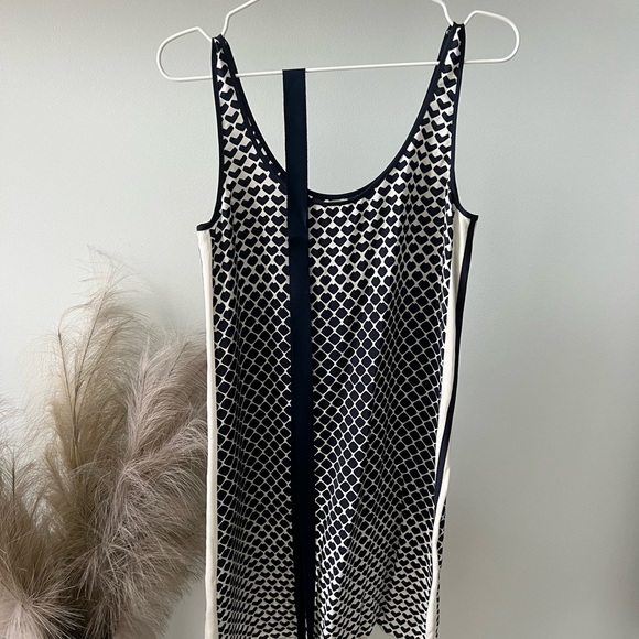 Club Monaco silk dress - Picture 4 of 4